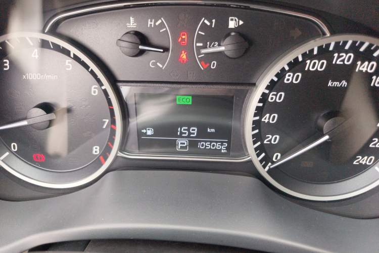 Used Nissan Sylphy 2016 1.6 XL CVT Deluxe Edition Odometer Close Up
