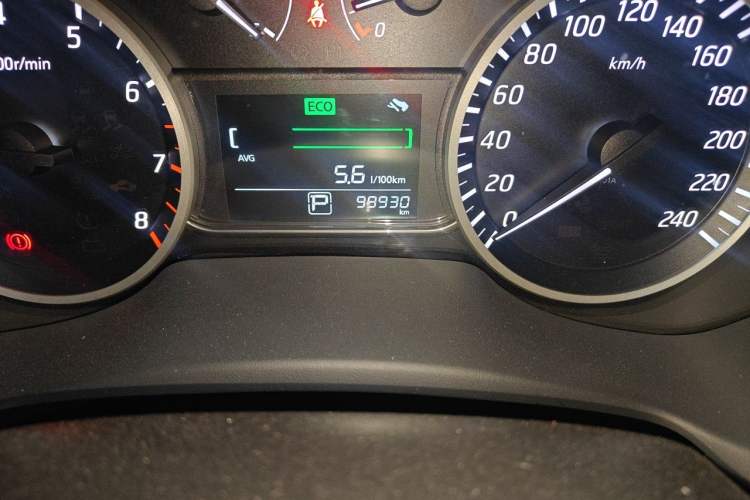Used Nissan Sylphy 2016 1.6XV CVT Smart Enjoyment Version Odometer Close Up