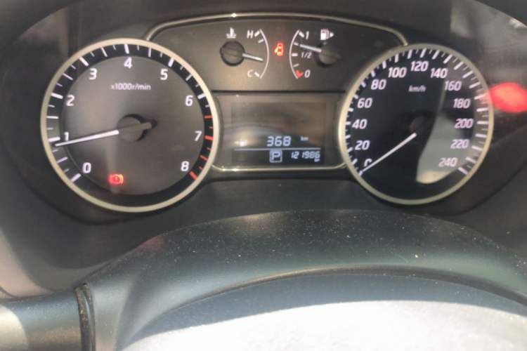 Used Nissan Sylphy 2016 1.6 XL CVT Deluxe Edition Odometer Close Up