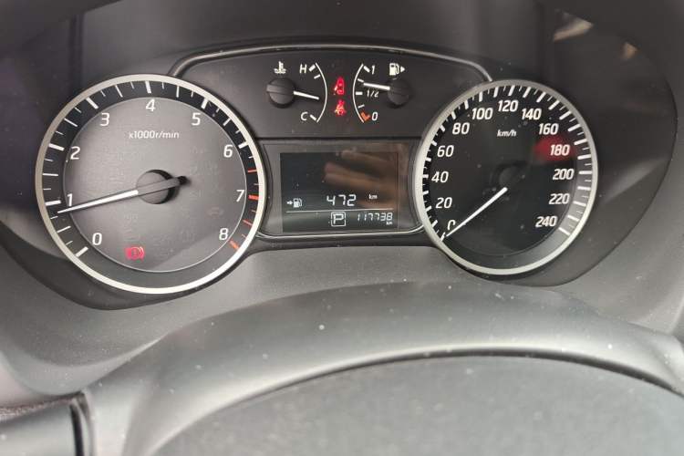 Used Nissan Sylphy 2016 1.6 XL CVT Deluxe Edition Odometer Close Up
