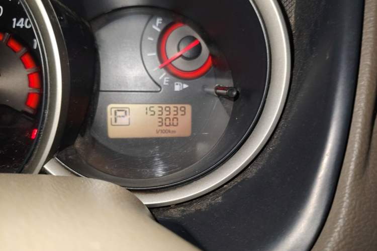 Used Nissan Sylphy 2016 Classic 1.6XE Automatic Comfort Edition Odometer Close Up