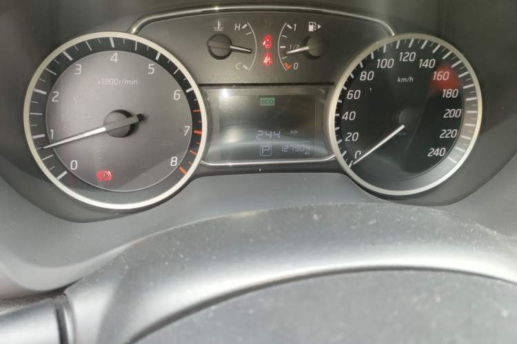 Used Nissan Sylphy 2016 1.6 XL CVT Luxury Edition Odometer Close Up