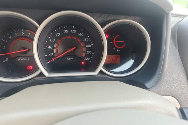 Used Nissan Sylphy 2016 Classic 1.6XE Automatic Leading Edition Odometer Close Up