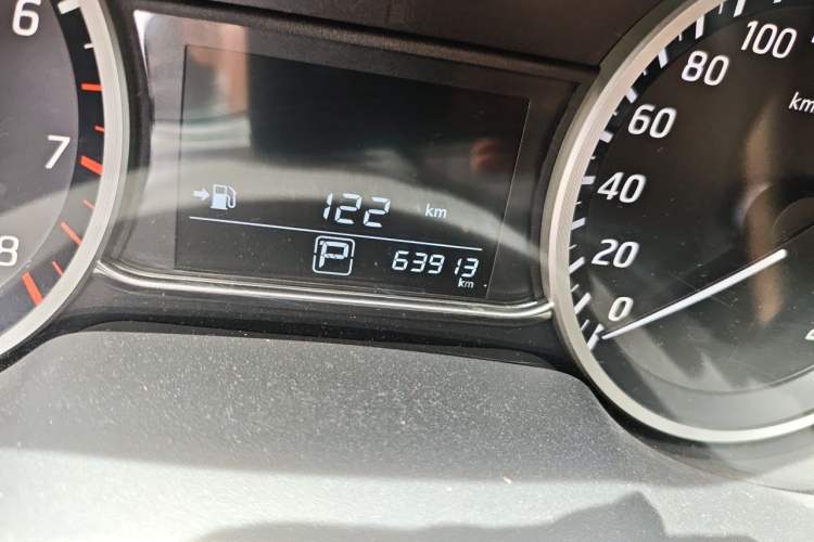 Used Nissan Sylphy 2016 1.6 XL CVT Luxury Edition Odometer Close Up
