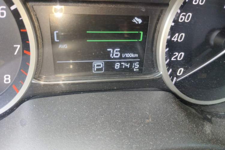 Used Nissan Sylphy 2016 1.6XV CVT Smart Enjoyment Version Odometer Close Up