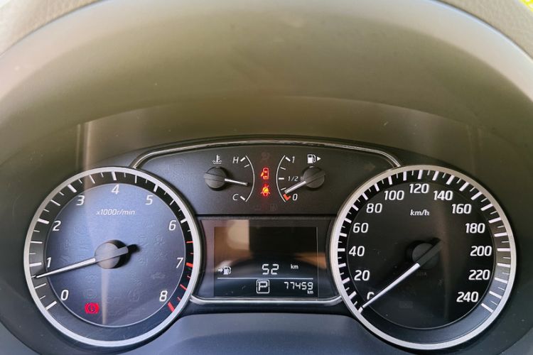 Used Nissan Sylphy 2016 1.6 XL CVT Deluxe Edition Odometer Close Up