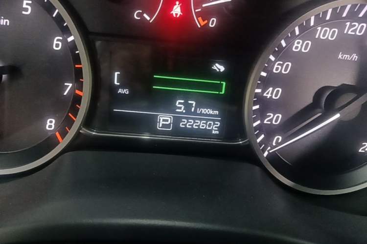 Used Nissan Sylphy 2016 1.6 XL CVT Luxury Edition Odometer Close Up