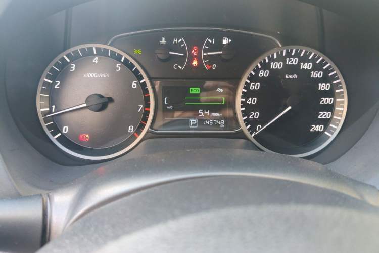 Used Nissan Sylphy 2016 1.6 XL CVT Luxury Edition Odometer Close Up