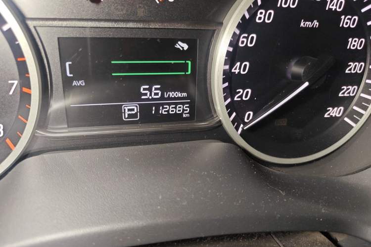 Used Nissan Sylphy 2016 1.6 XL CVT Deluxe Edition Odometer Close Up
