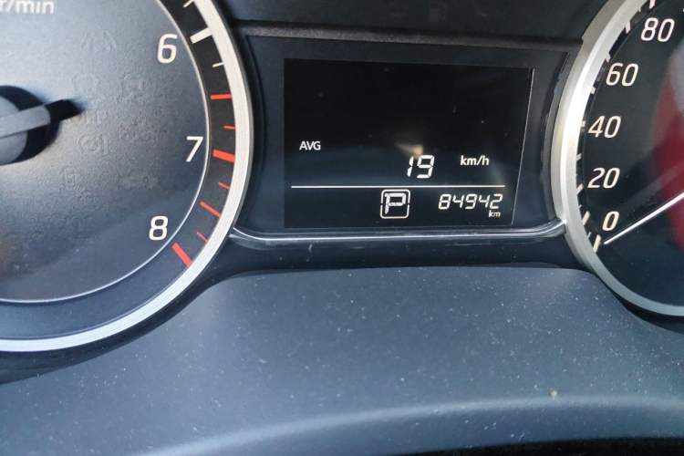 Used Nissan Sylphy 2016 1.6 XL CVT Luxury Edition Odometer Close Up