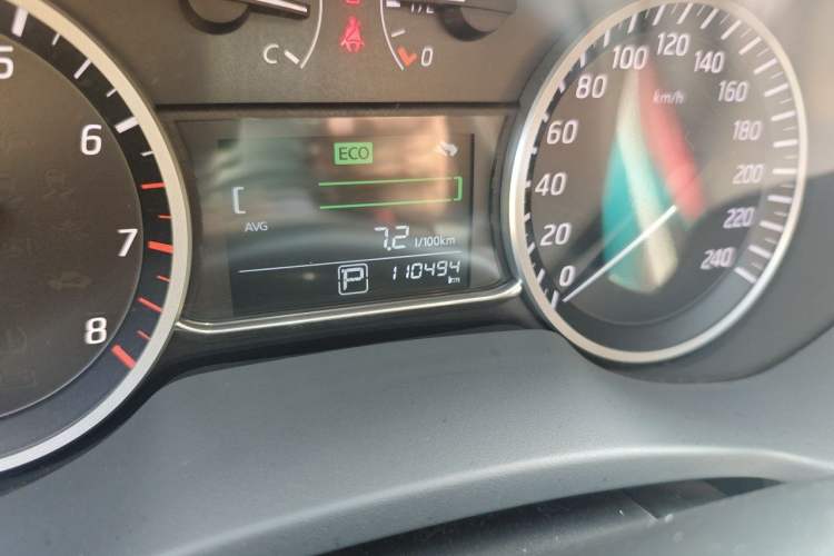 Used Nissan Sylphy 2016 1.6XV CVT Smart Enjoyment Version Odometer Close Up
