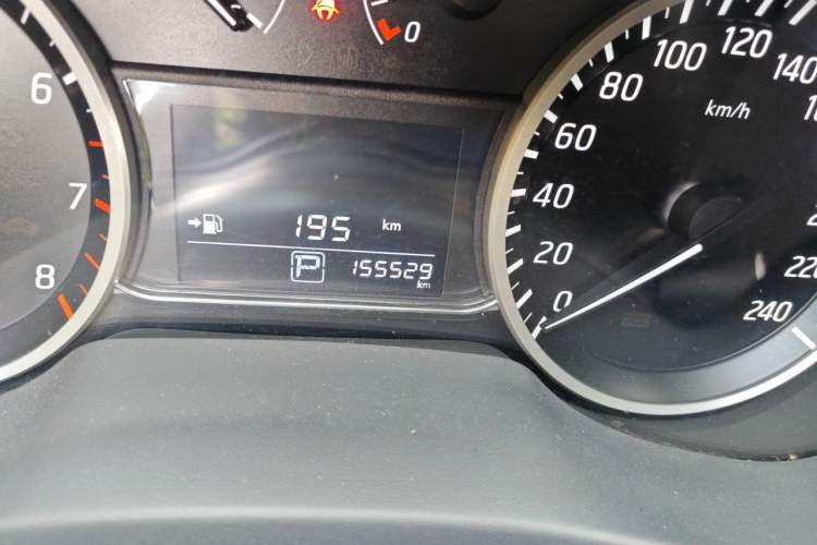 Used Nissan Sylphy 2016 1.6 XL CVT Luxury Edition Odometer Close Up