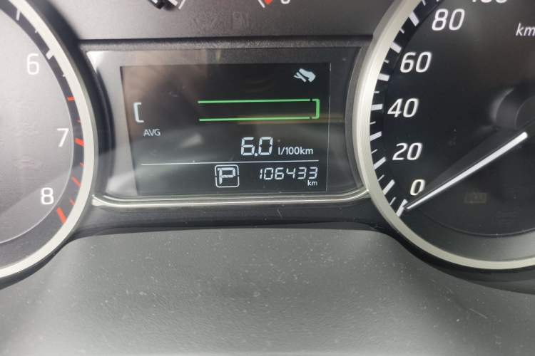 Used Nissan Sylphy 2016 1.6 XL CVT Deluxe Edition Odometer Close Up