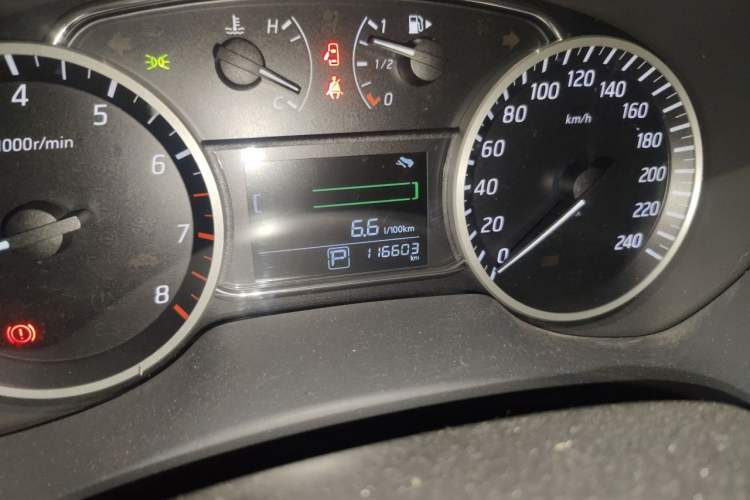 Used Nissan Sylphy 2016 1.6XV CVT Smart Enjoyment Version Odometer Close Up