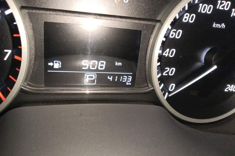 Used Nissan Sylphy 2016 1.6XV CVT Smart Enjoyment Version Odometer Close Up