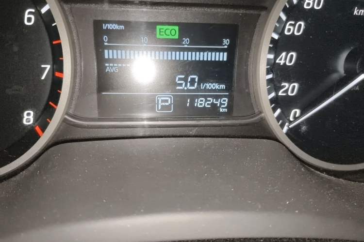 Used Nissan Sylphy 2016 1.6 XL CVT Luxury Edition Odometer Close Up