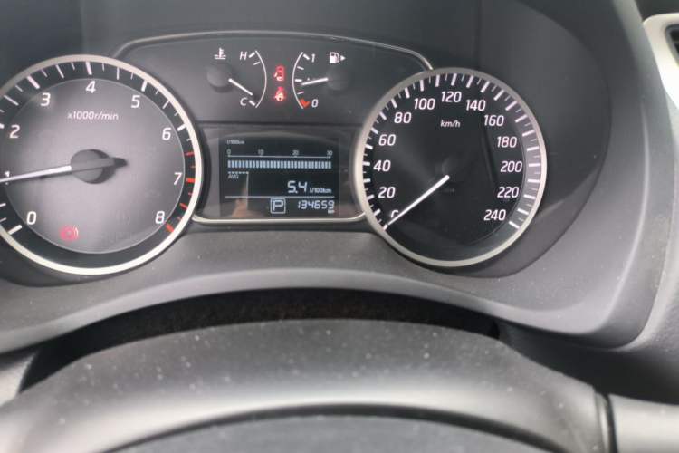Used Nissan Sylphy 2016 1.6 XL CVT Deluxe Edition Odometer Close Up