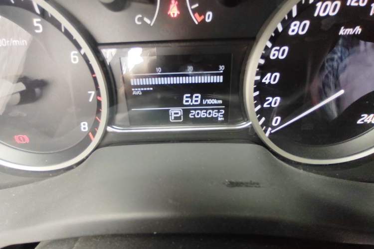 Used Nissan Sylphy 2016 1.6 XL CVT Luxury Edition Odometer Close Up