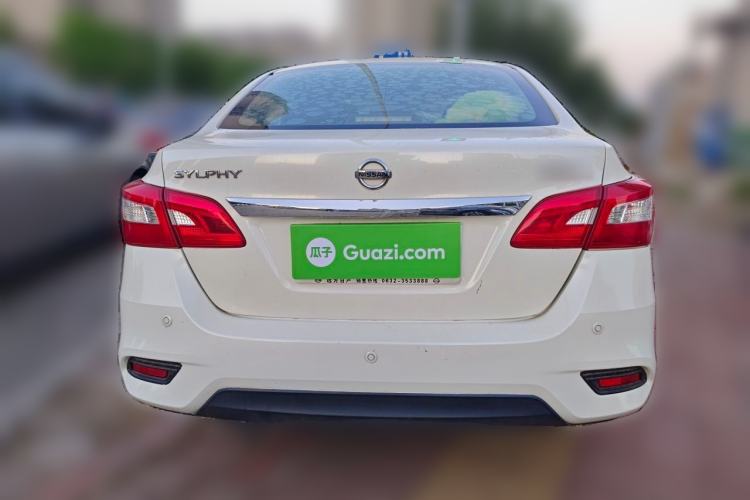 Used Nissan Sylphy 2016 1.6 XL Manual Luxury Edition Rear
