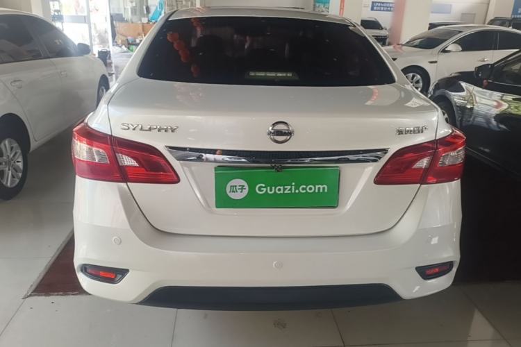 Used Nissan Sylphy 2016 1.6 XL Manual Luxury Edition Rear