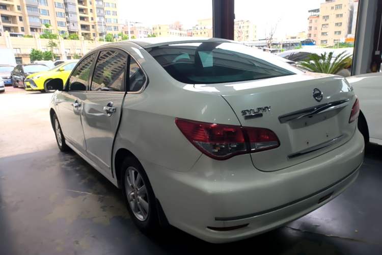 Used Nissan Sylphy 2016 Classic 1.6XE Automatic Leading Edition Rear Left 45 Deg