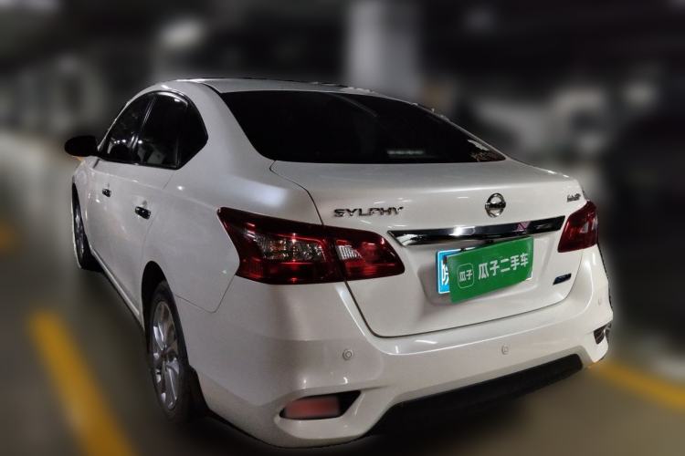 Used Nissan Sylphy 2016 1.6 XL CVT Luxury Edition Rear Left 45 Deg