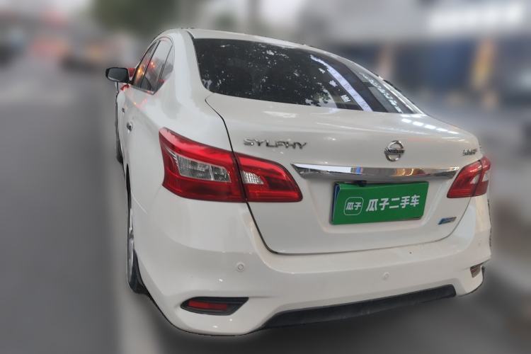 Used Nissan Sylphy 2016 1.6 XL CVT Luxury Edition Rear Left 45 Deg