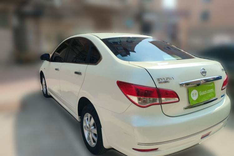 Used Nissan Sylphy 2016 Classic 1.6XE Manual Leading Edition Rear Left 45 Deg