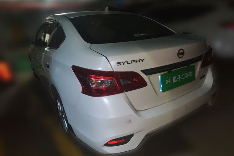 Used Nissan Sylphy 2016 1.6 XL CVT Luxury Edition Rear Left 45 Deg