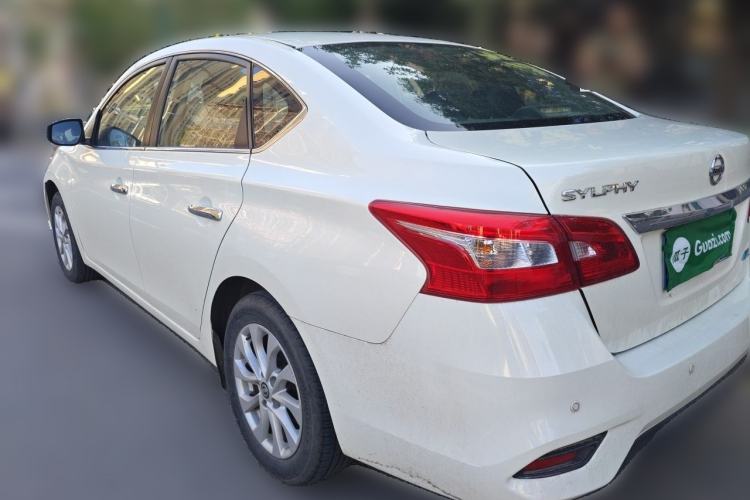 Used Nissan Sylphy 2016 1.6 XL CVT Luxury Edition Rear Left 45 Deg