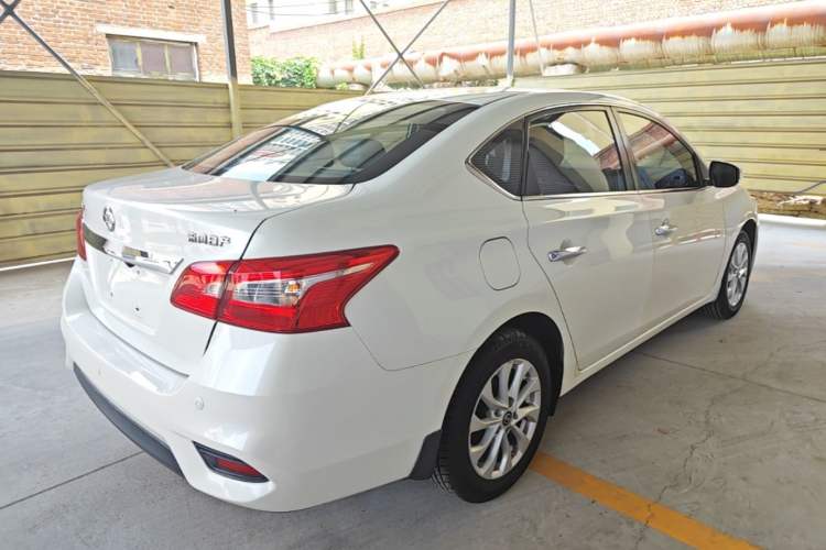 Used Nissan Sylphy 2016 1.6 XL Manual Luxury Edition Rear Right 45 Deg