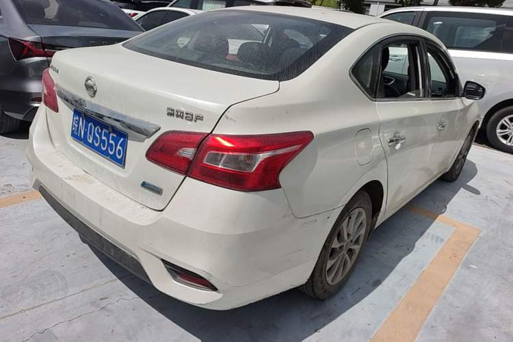 Used Nissan Sylphy 2016 1.6 XL CVT Deluxe Edition Rear Right 45 Deg