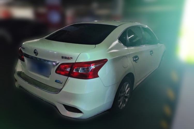 Used Nissan Sylphy 2016 1.6 XL CVT Deluxe Edition Rear Right 45 Deg