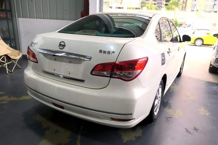 Used Nissan Sylphy 2016 Classic 1.6XE Automatic Leading Edition Rear Right 45 Deg