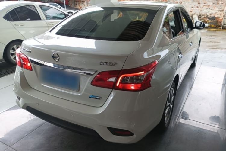 Used Nissan Sylphy 2016 1.6XV CVT Smart Enjoyment Version Rear Right 45 Deg