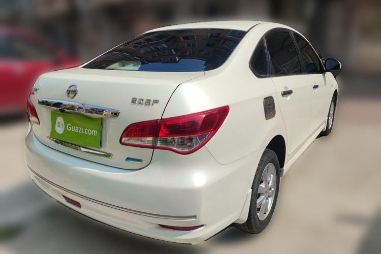 Used Nissan Sylphy 2016 Classic 1.6XE Manual Leading Edition Rear Right 45 Deg