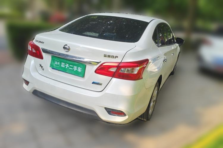 Used Nissan Sylphy 2016 1.6XV CVT Smart Enjoyment Version Rear Right 45 Deg