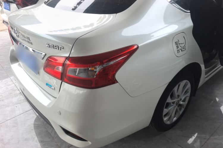 Used Nissan Sylphy 2016 1.6 XL CVT Luxury Edition Rear Right 45 Deg
