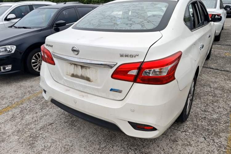 Used Nissan Sylphy 2016 1.6 XL CVT Luxury Edition Rear Right 45 Deg