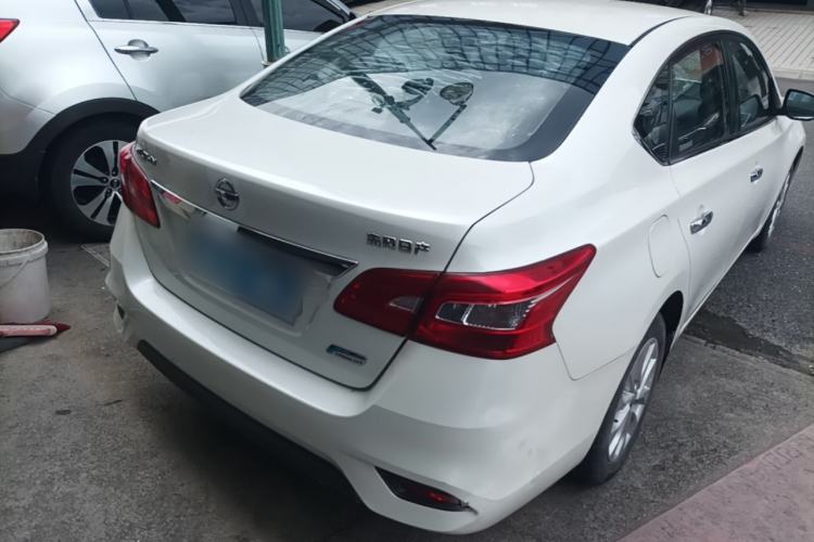 Used Nissan Sylphy 2016 1.6 XL CVT Luxury Edition Rear Right 45 Deg