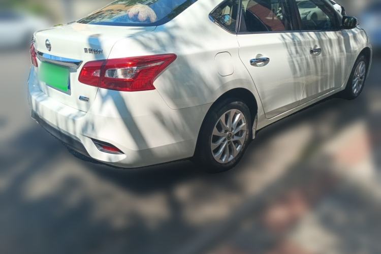 Used Nissan Sylphy 2016 1.6 XL CVT Deluxe Edition Rear Right 45 Deg