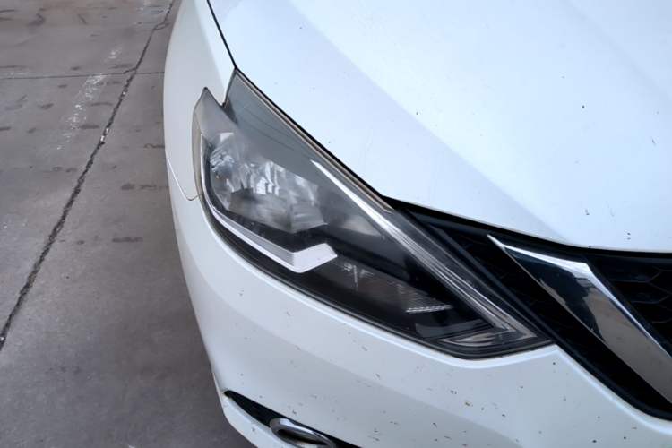Used Nissan Sylphy 2016 1.6 XL CVT Deluxe Edition Right Front Headlight