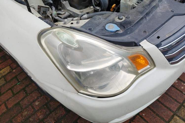 Used Nissan Sylphy 2016 Classic 1.6XE Automatic Leading Edition Right Front Headlight
