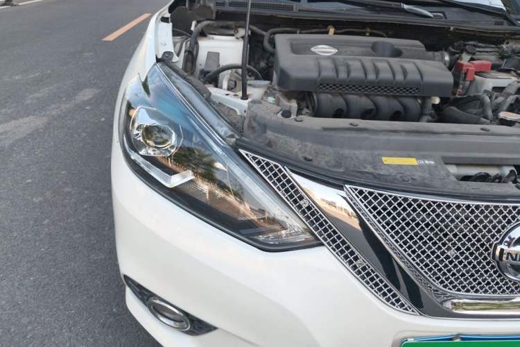 Used Nissan Sylphy 2016 1.6XV CVT Smart Enjoyment Version Right Front Headlight