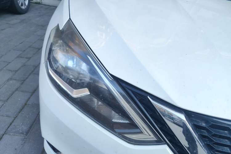 Used Nissan Sylphy 2016 1.6 XL CVT Deluxe Edition Right Front Headlight