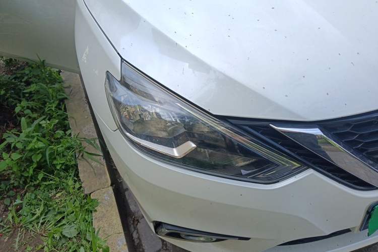 Used Nissan Sylphy 2016 1.6 XL CVT Deluxe Edition Right Front Headlight