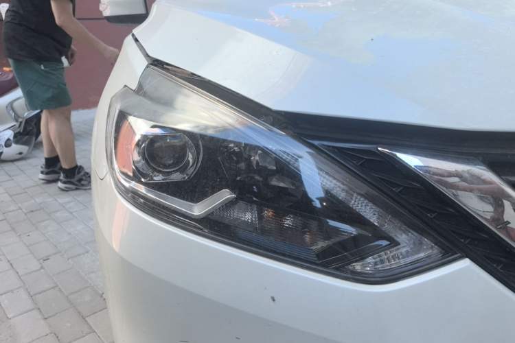 Used Nissan Sylphy 2016 1.6XV CVT Smart Enjoyment Version Right Front Headlight
