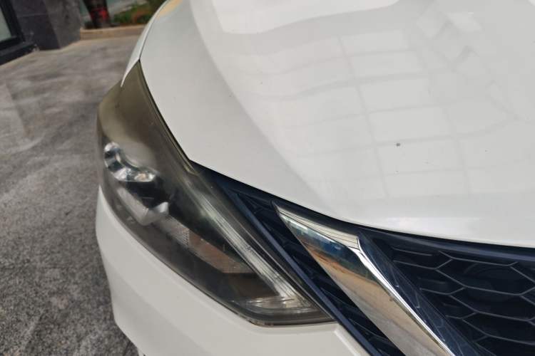 Used Nissan Sylphy 2016 1.6XV CVT Smart Enjoyment Version Right Front Headlight
