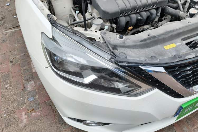 Used Nissan Sylphy 2016 1.6 XL CVT Deluxe Edition Right Front Headlight
