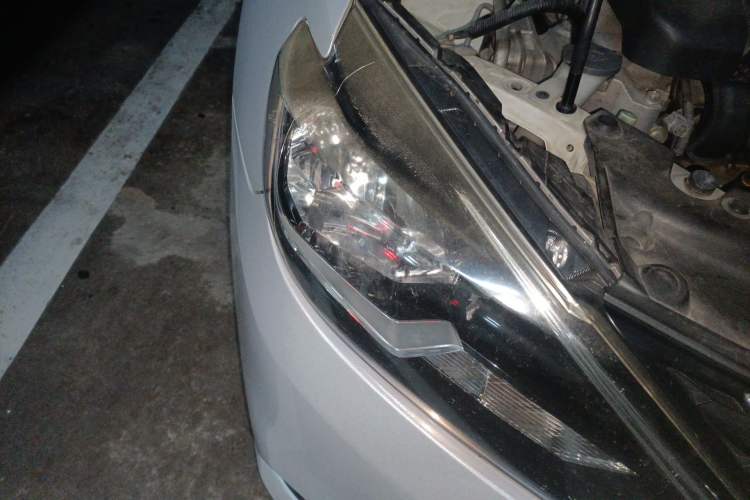 Used Nissan Sylphy 2016 1.6 XL CVT Luxury Edition Right Front Headlight